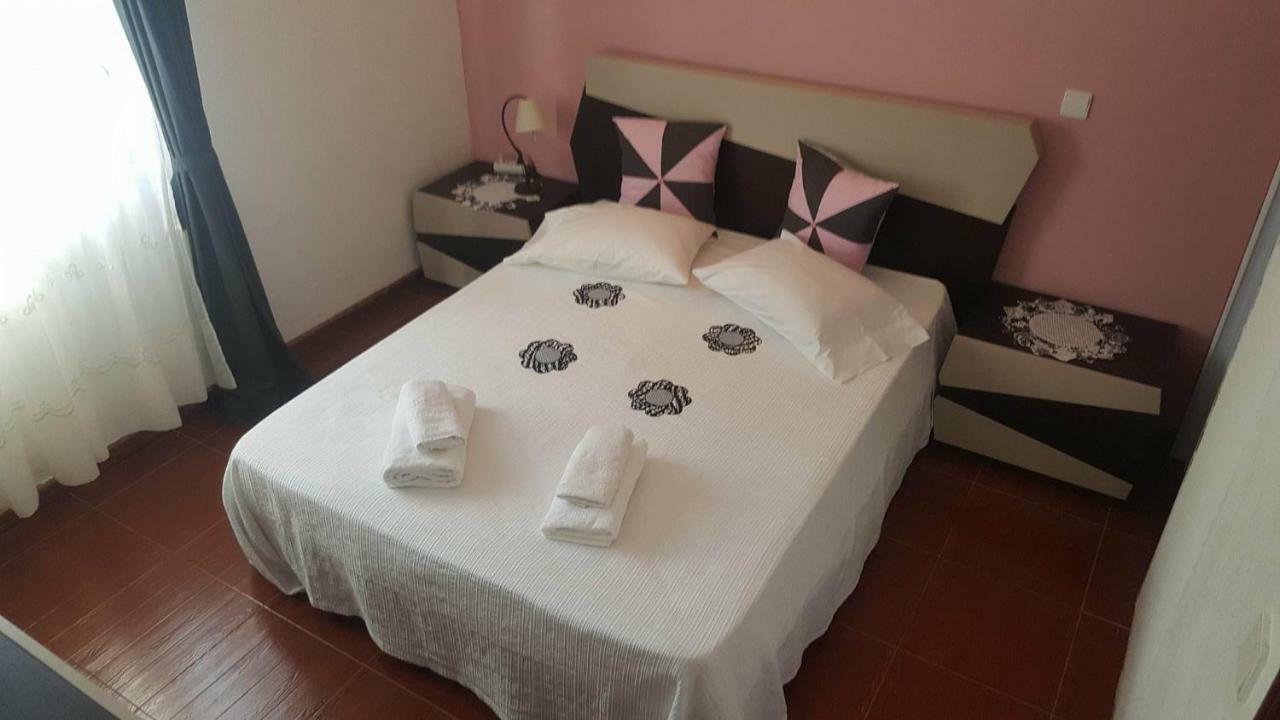Residencia Mateus Hotel Faja Grande Buitenkant foto